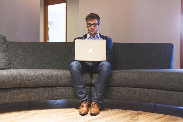 Métiers sans diplôme : quelles opportunités saisir en 2025 ?